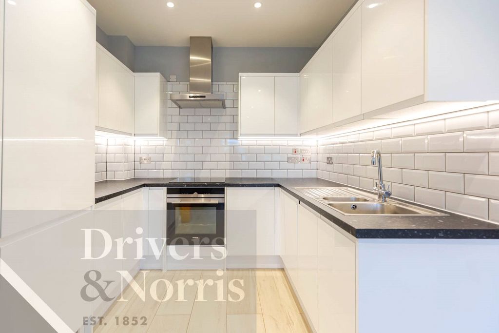 Property photo 1 of 8 Picture No. 19