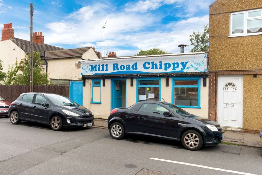 Property photo 1 of 5