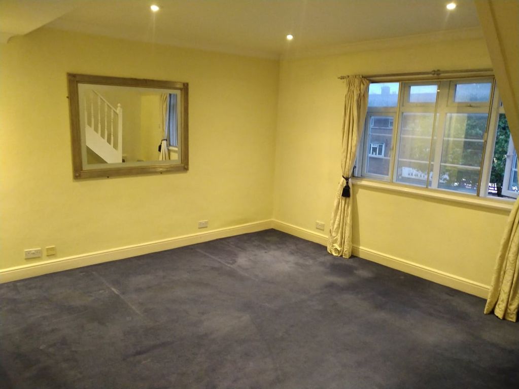 Property photo 1 of 34