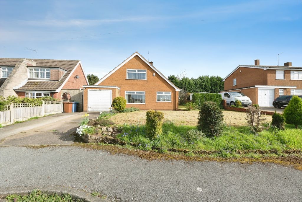 Property photo 1 of 18 Front