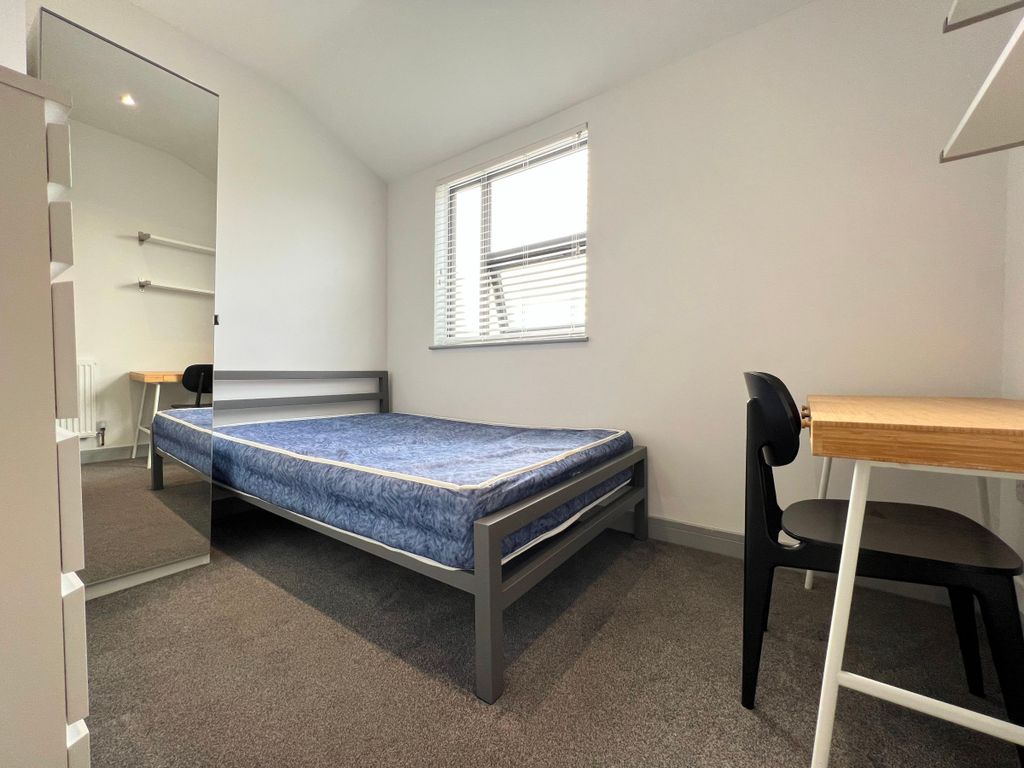 Property photo 3 of 7 4166