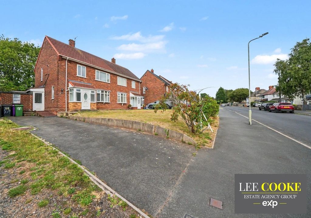 Property photo 1 of 35