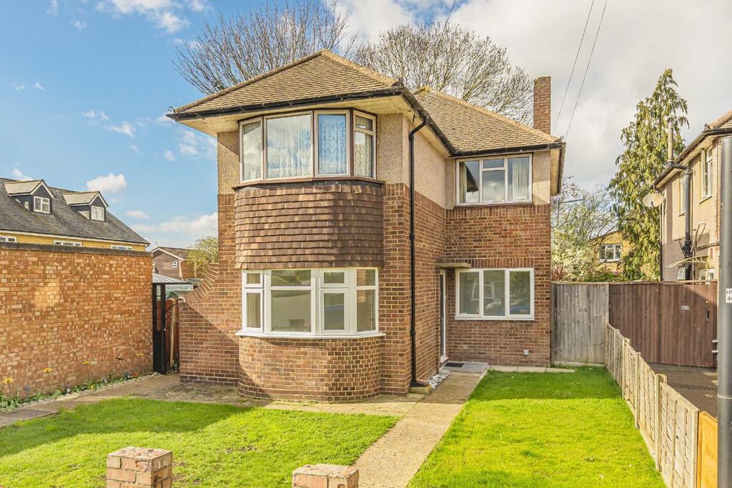 Property photo 1 of 6