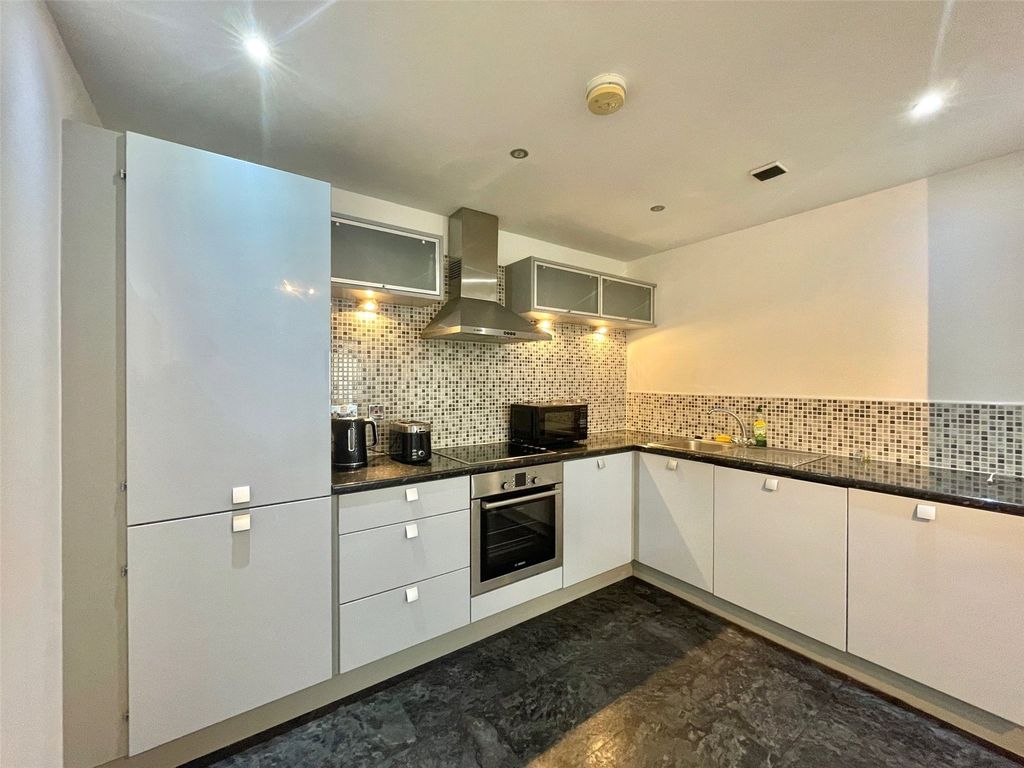 Property photo 2 of 13 Picture No. 08