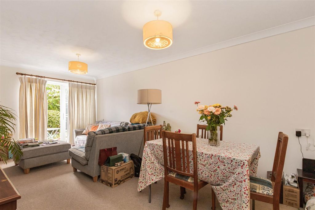 Property photo 2 of 9 8_88872.Jpg