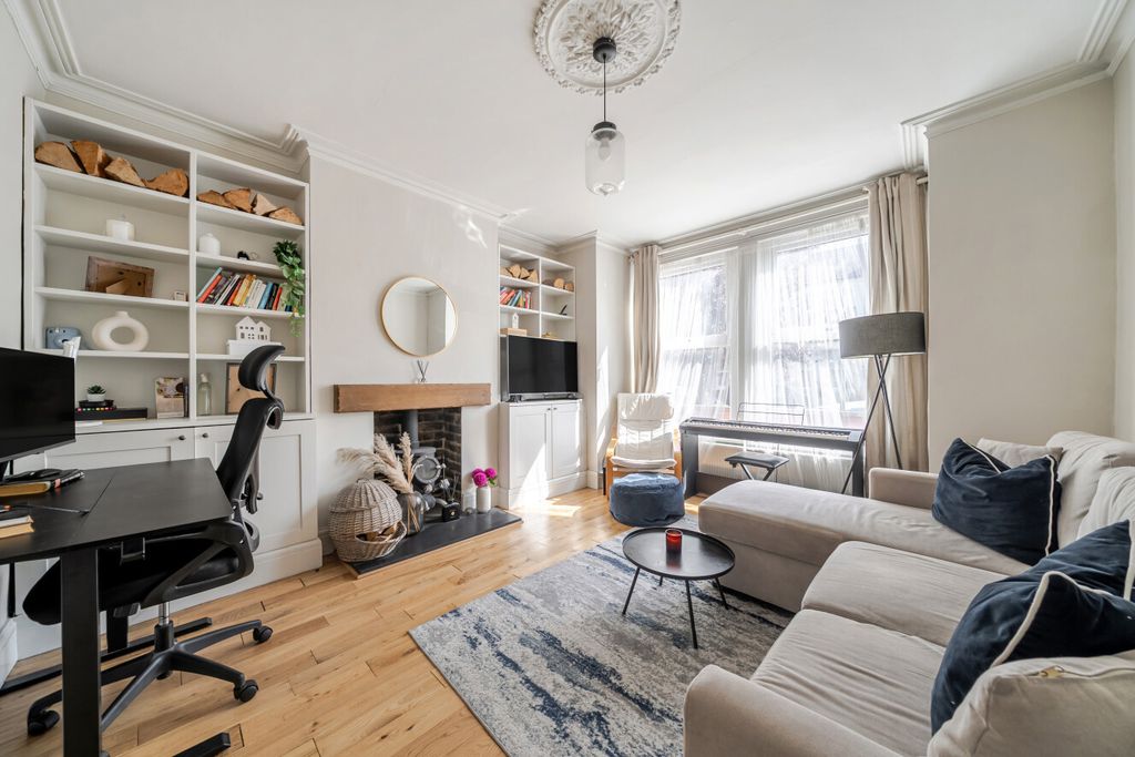 Property photo 3 of 10 1514662-1-6A96A88...