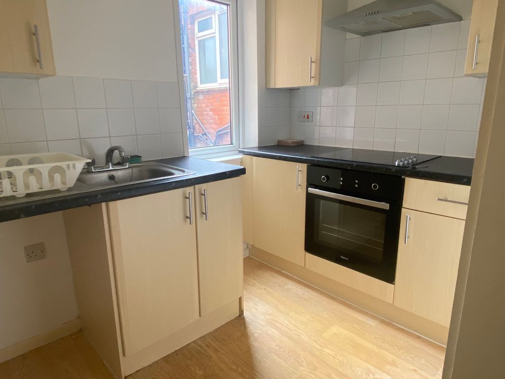 Property photo 3 of 6