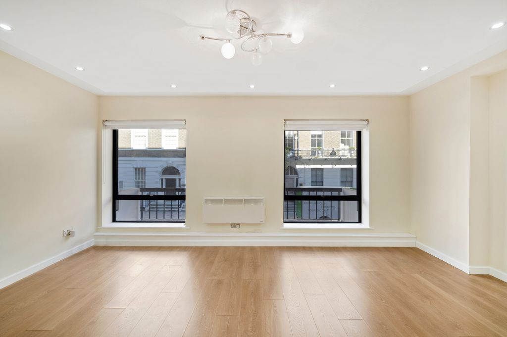 Property photo 1 of 14 Apartment 3, 103-105 Harley Street - Z58Sh8Tbxonqpgygcbb2.Jpg