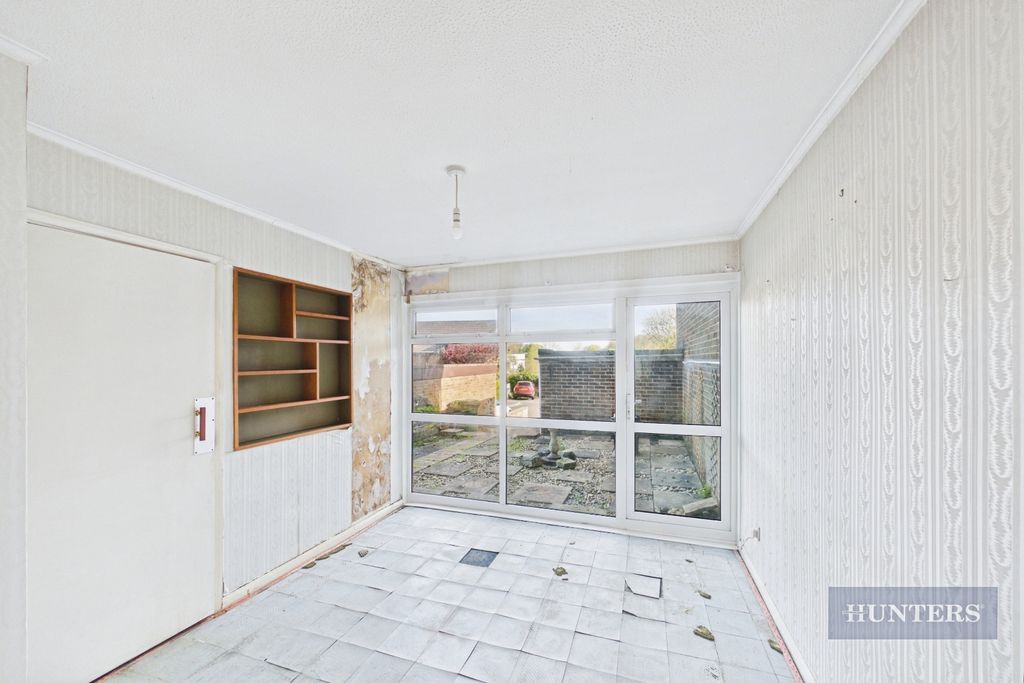 Property photo 3 of 12 Pbox-Img.Jpg
