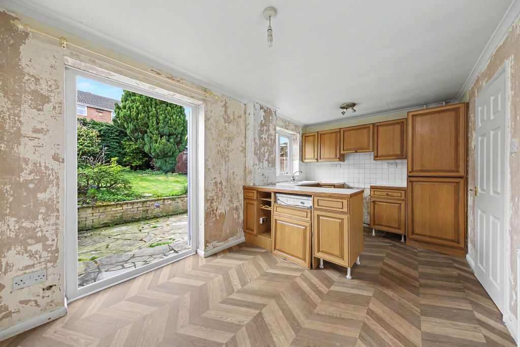 Property photo 3 of 26 Kitchen Diner