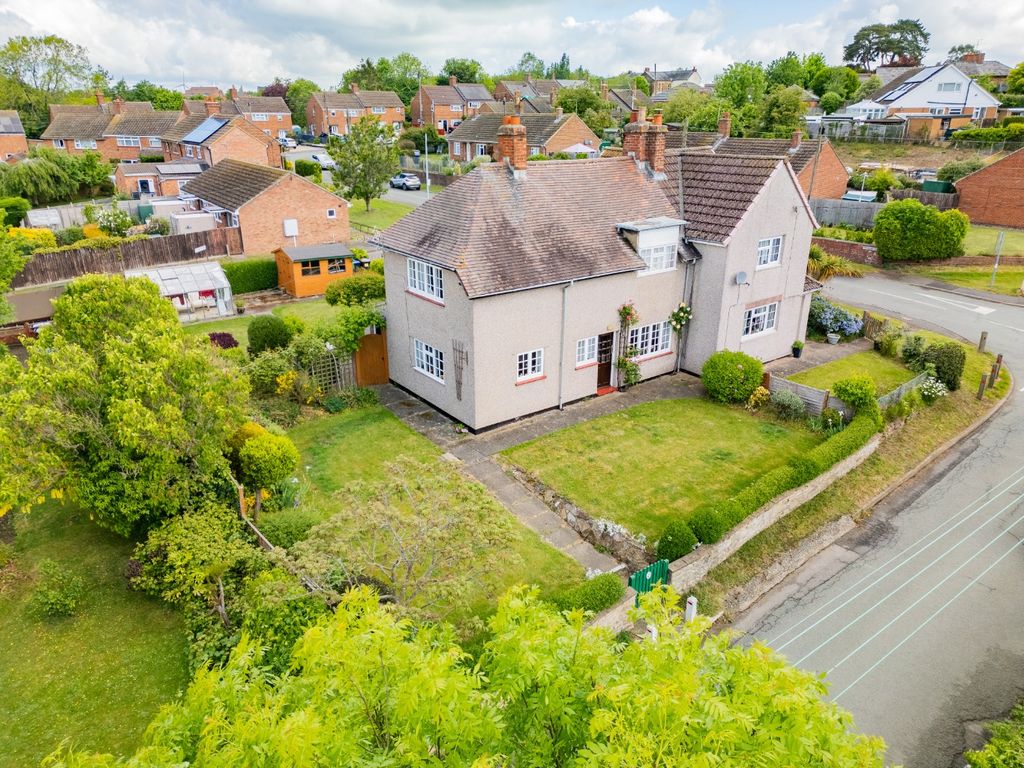 Property photo 1 of 60 4950223
