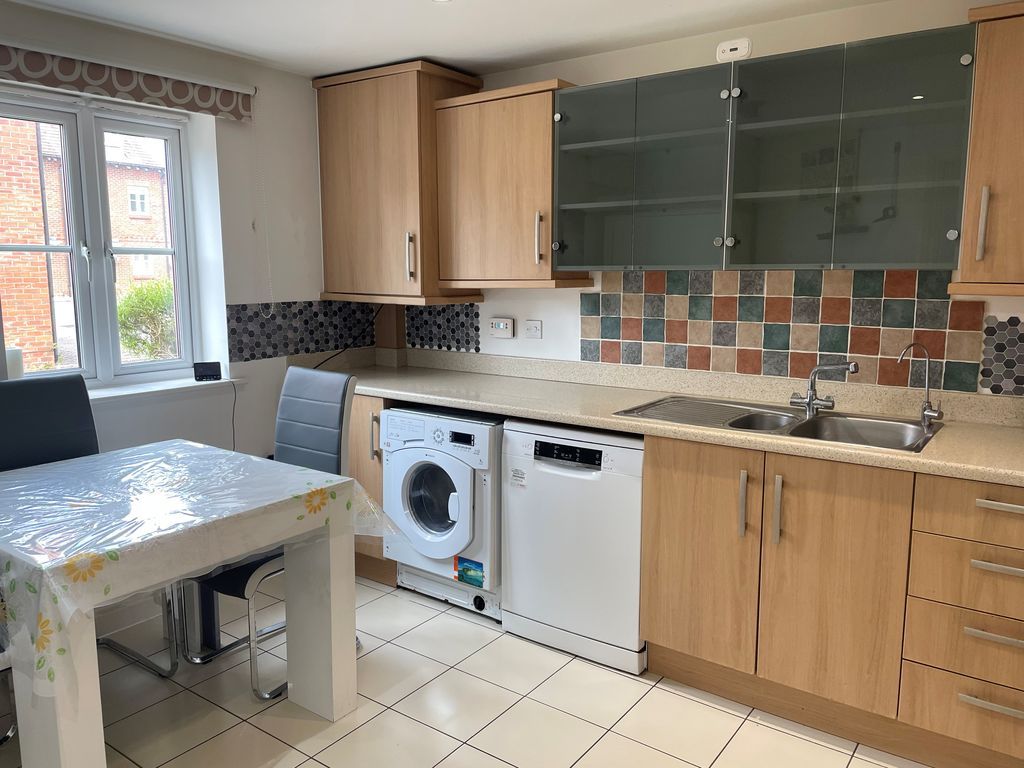 Property photo 2 of 14 Photo 12