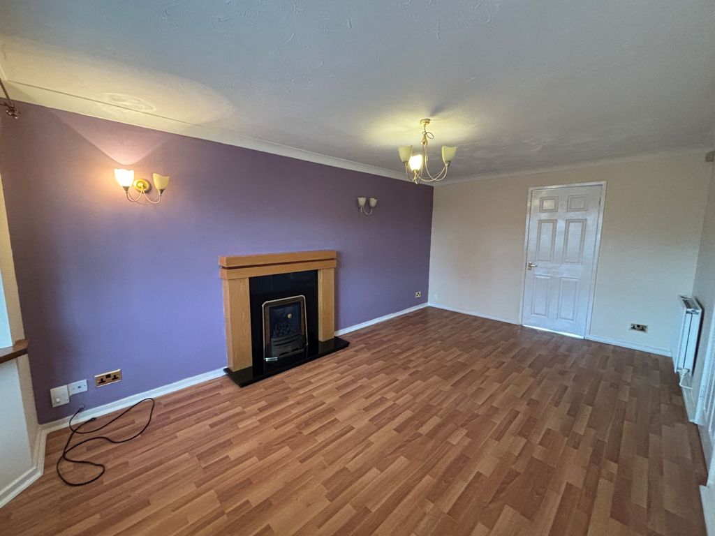 Property photo 3 of 14 Image