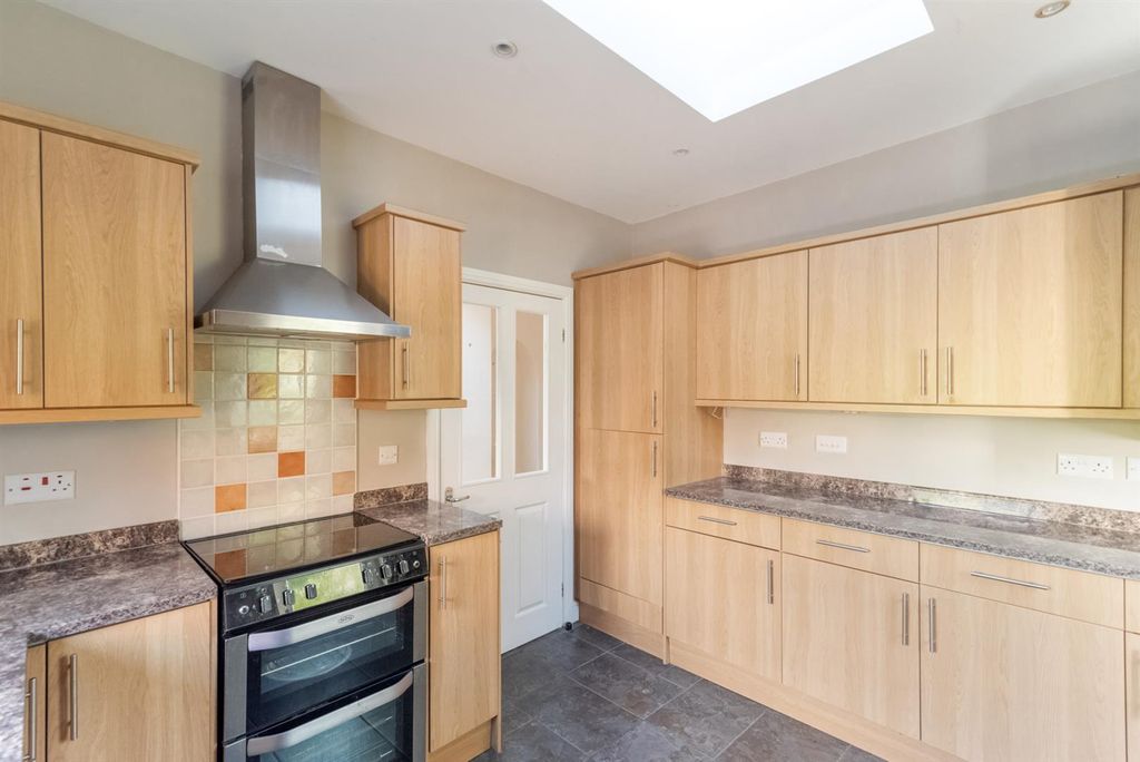 Property photo 2 of 17 14.Jpg