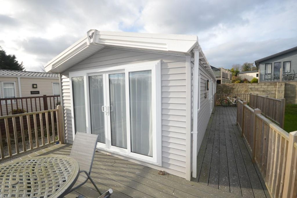 Property photo 1 of 12 Dsc_0017 (Medium).Jpg