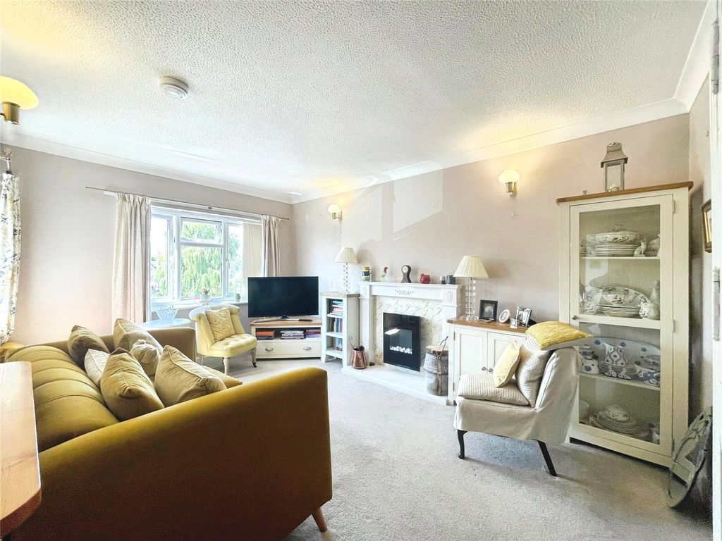 Property photo 3 of 8 Picture No. 25