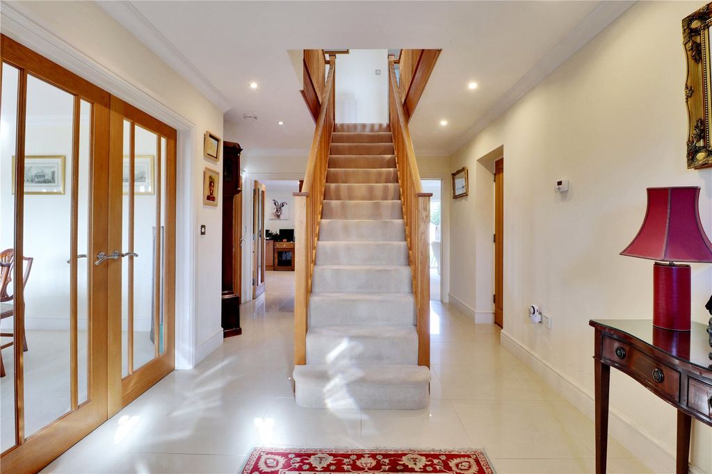 Property photo 3 of 13 Hallway