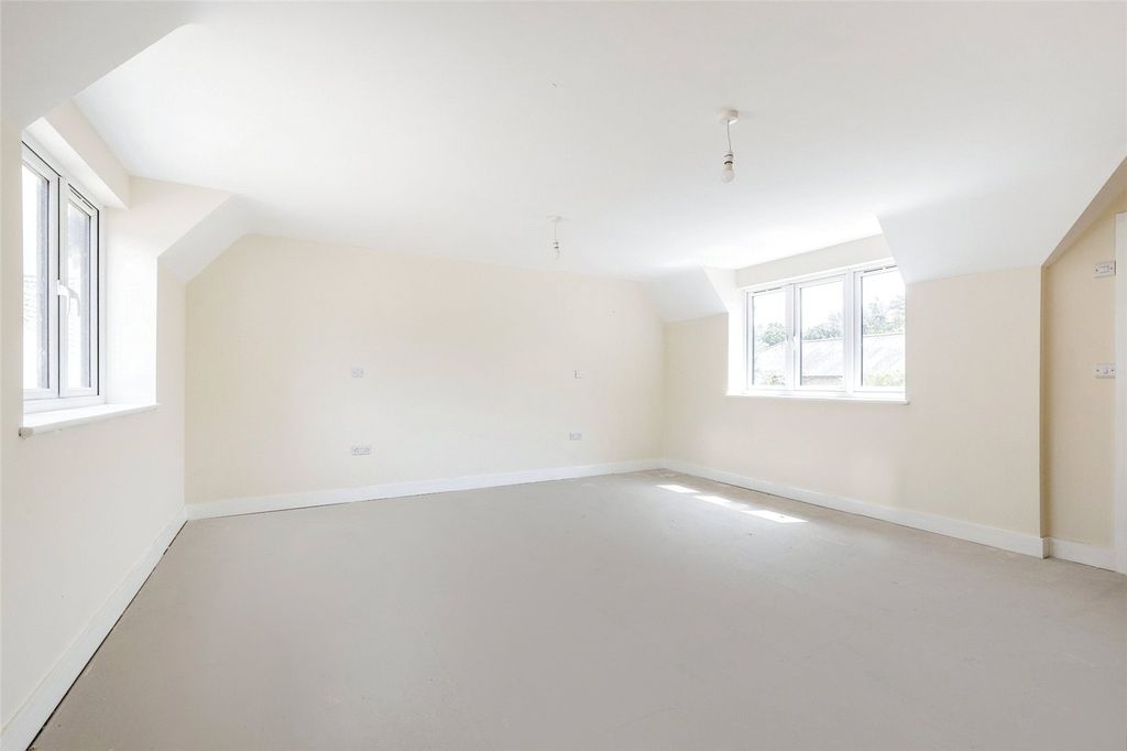 Property photo 3 of 15 Example Bedroom