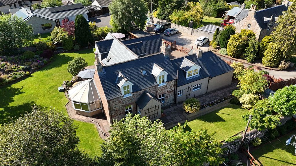 Property photo 2 of 58