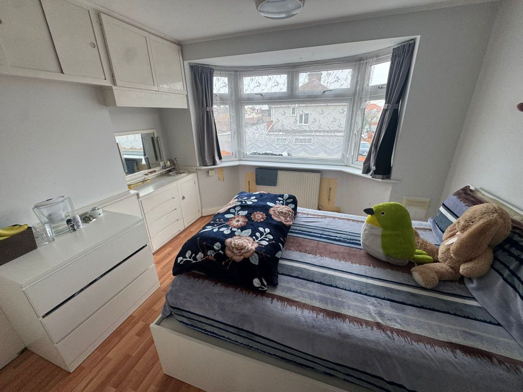 Property photo 3 of 13 Gallery