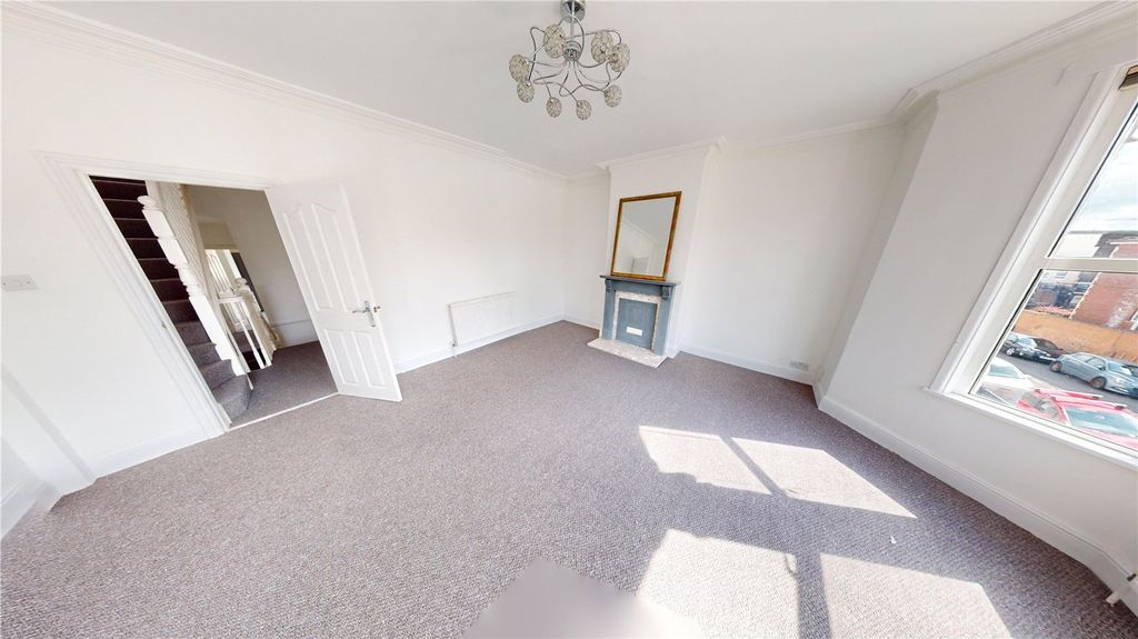 Property photo 3 of 9 Picture No. 04