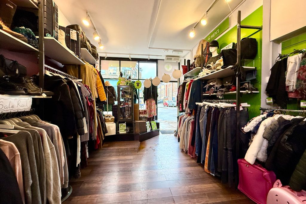 Property photo 3 of 4