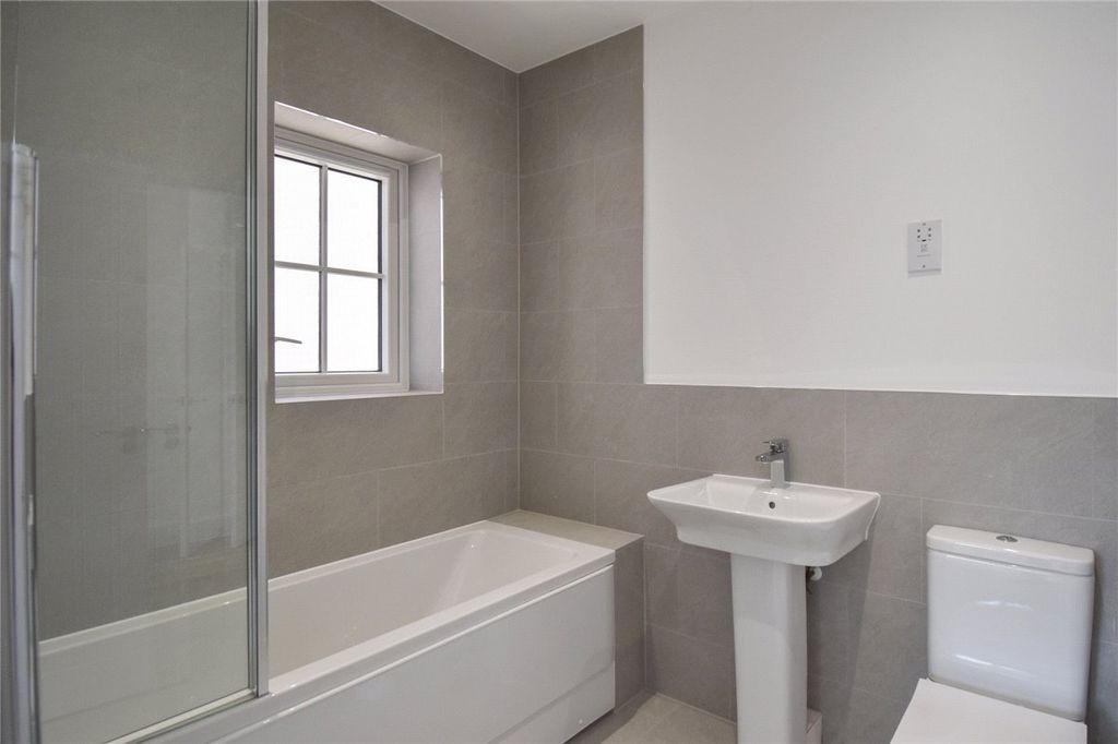 Property photo 3 of 5 Picture No. 19