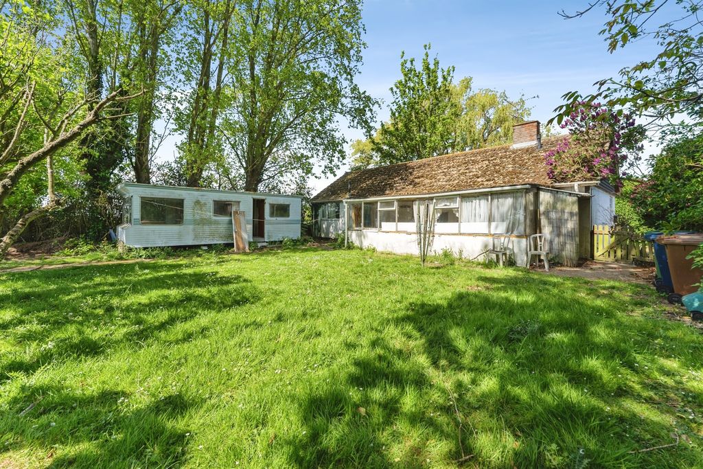 Property photo 3 of 18