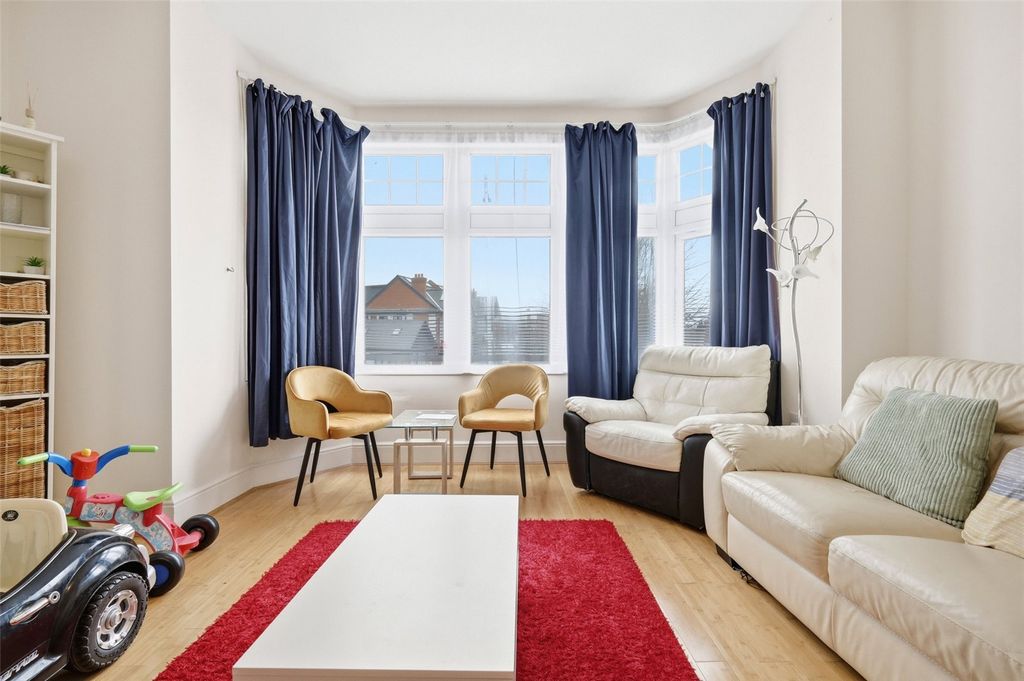 Property photo 3 of 15 Picture No. 26