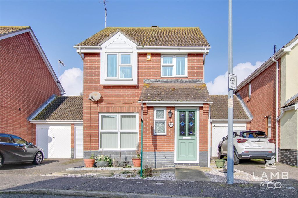 Property photo 1 of 18