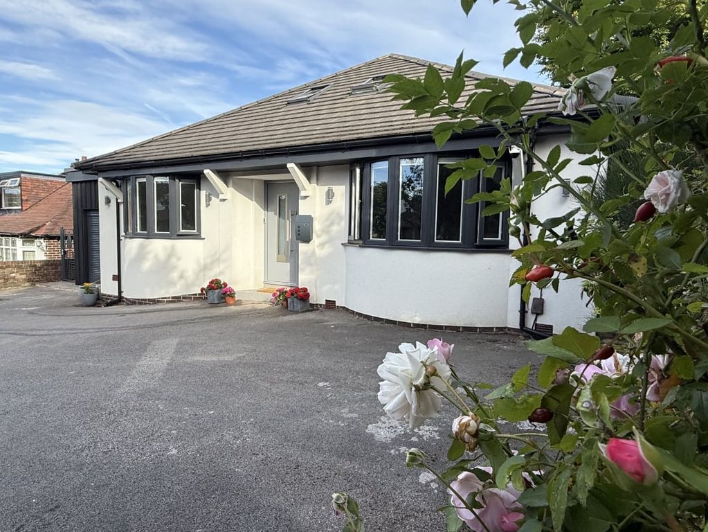 Property photo 1 of 32