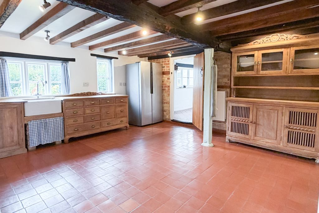 Property photo 2 of 25 2