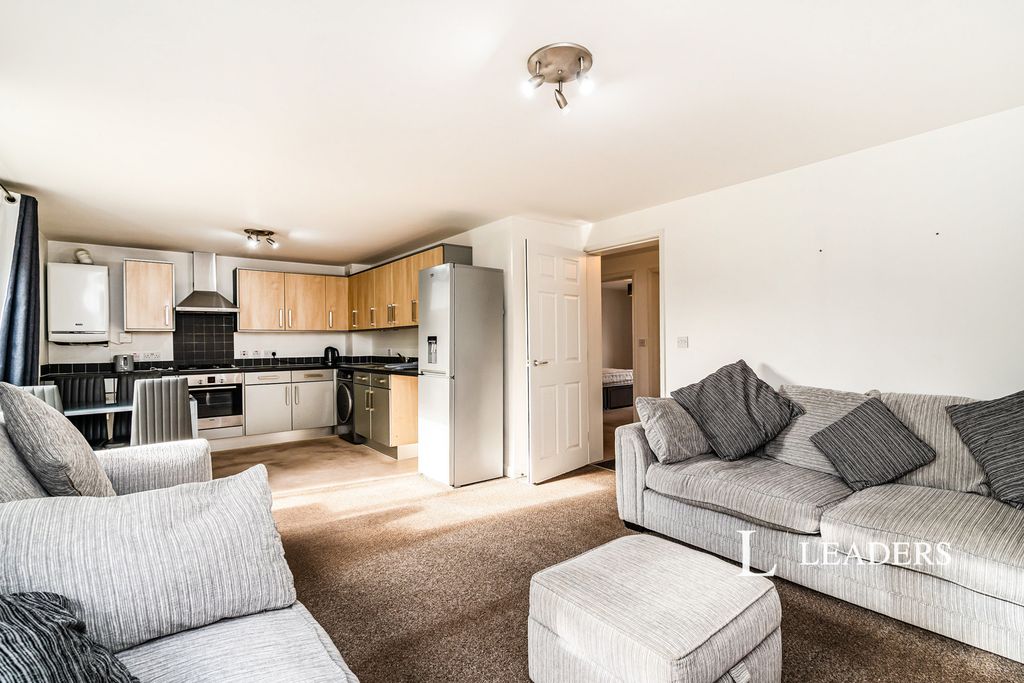 Property photo 3 of 10 Open Plan