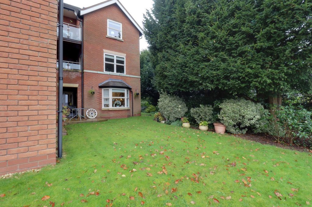 Property photo 2 of 14 Photo 15