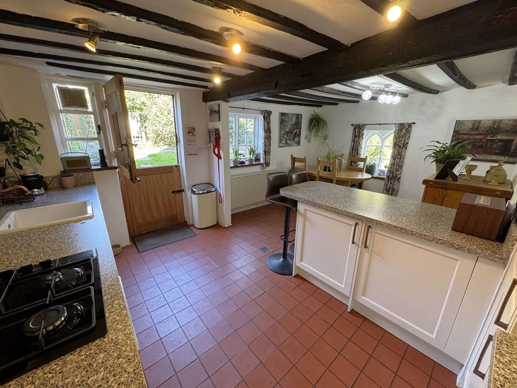 Property photo 2 of 16