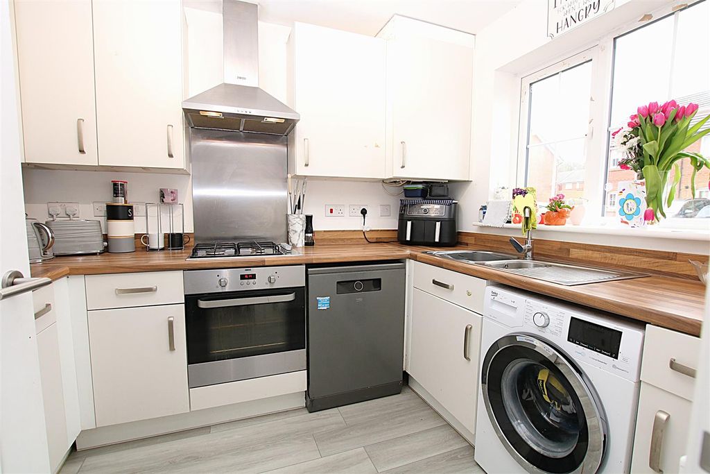 Property photo 2 of 9 Img_9406.Jpg