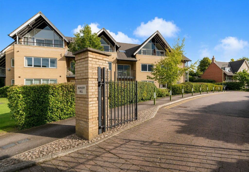 Property photo 1 of 10