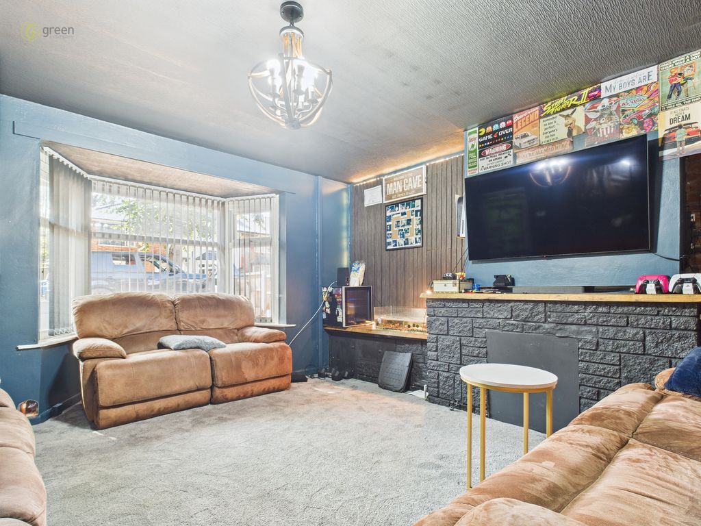 Property photo 2 of 19