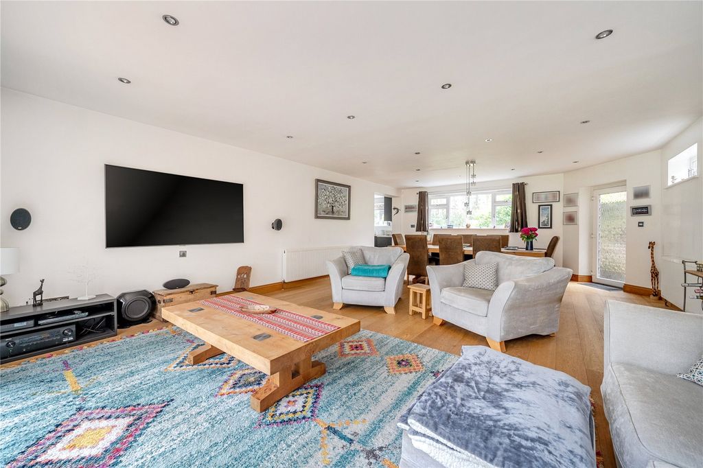 Property photo 3 of 23 Picture 3