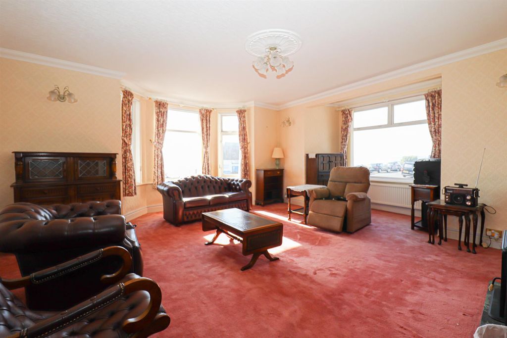 Property photo 3 of 17 Img_0248.Jpg