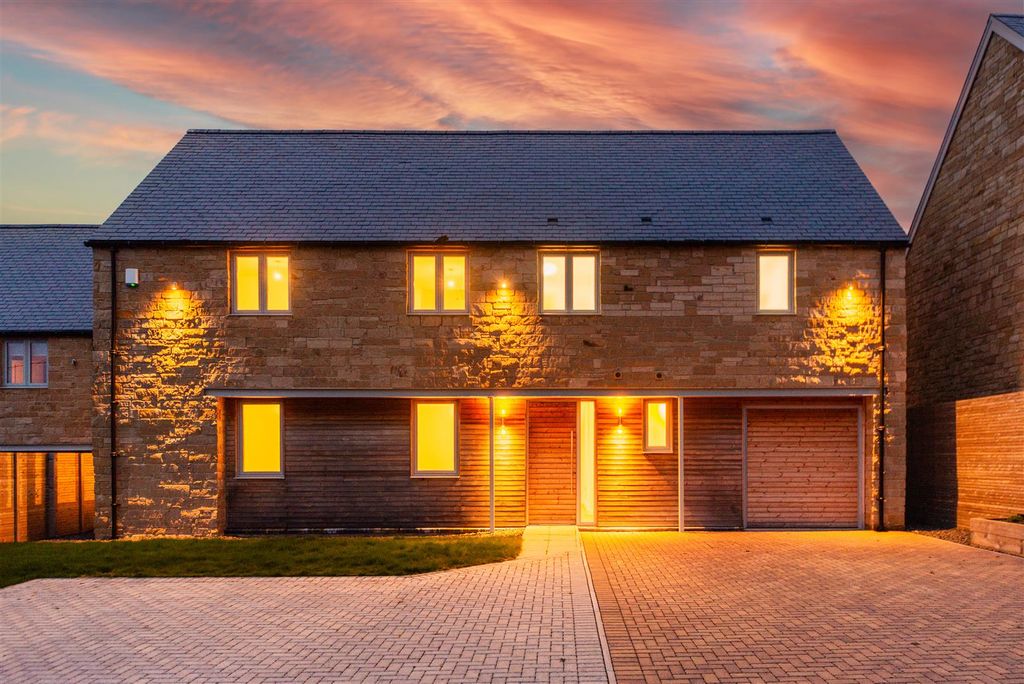 Property photo 1 of 28 1.Jpg