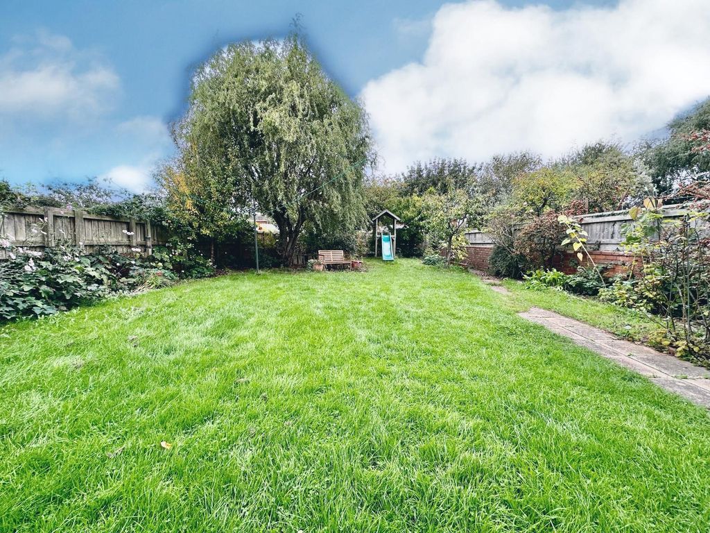 Property photo 3 of 21