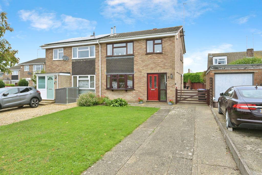 Property photo 1 of 12