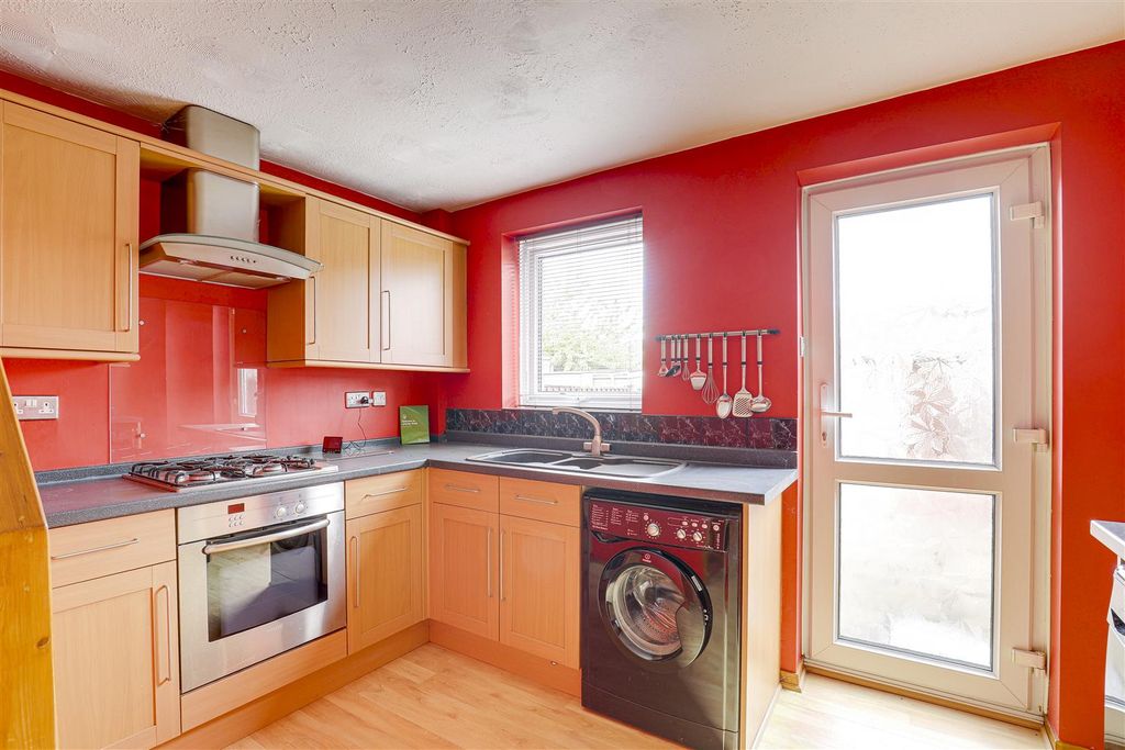 Property photo 3 of 13 3079.Jpg