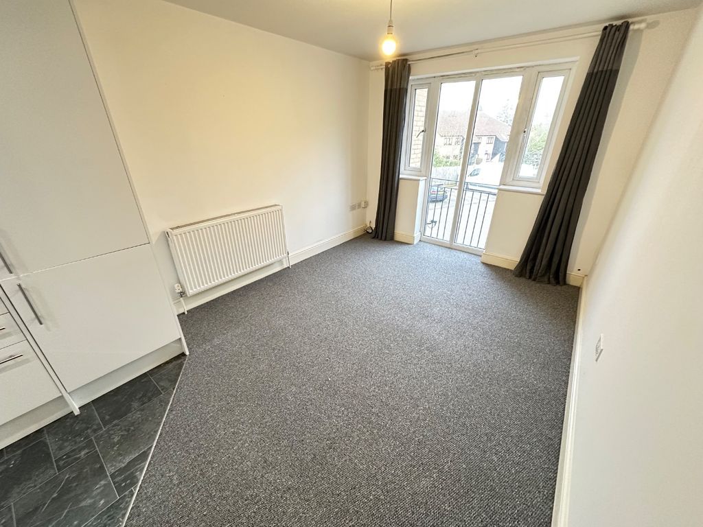 Property photo 2 of 6 3900252