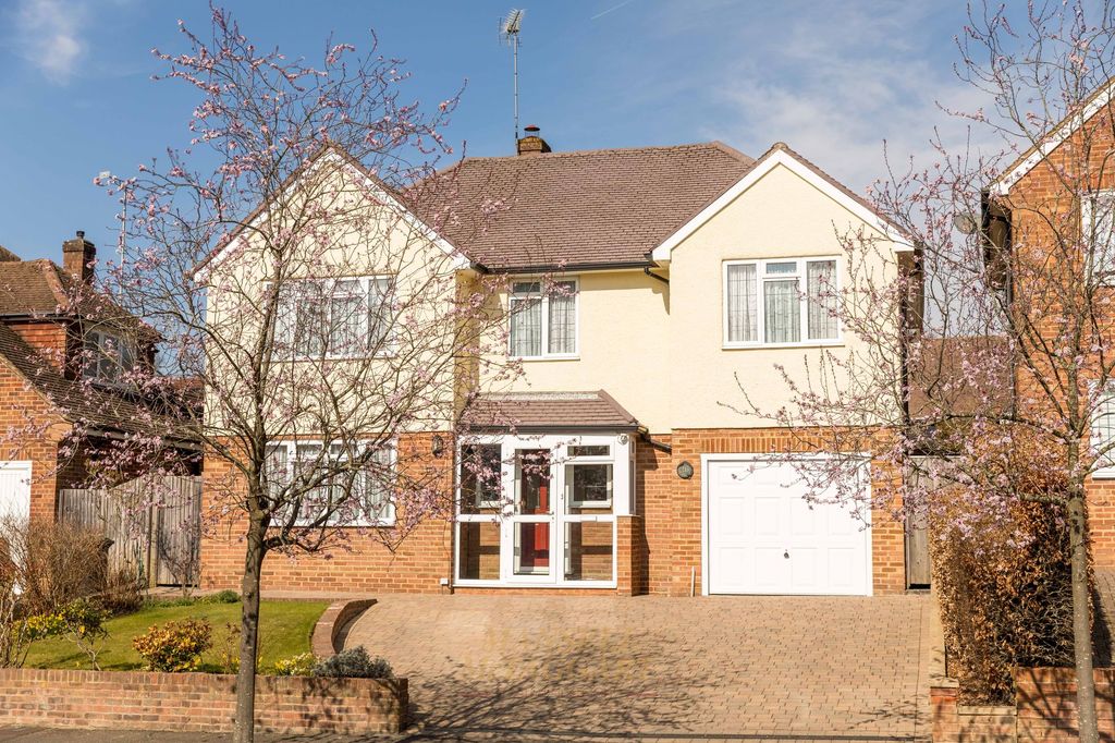 Property photo 1 of 18