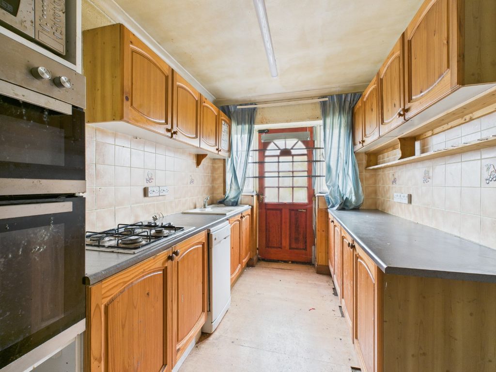 Property photo 2 of 15 4604265