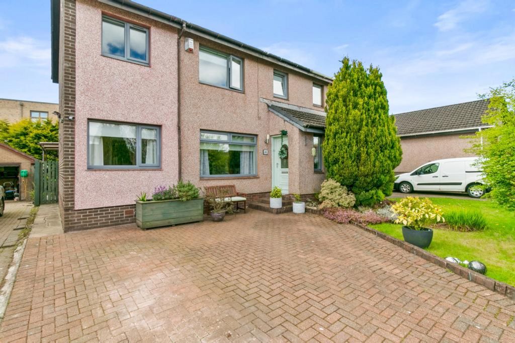Property photo 1 of 35