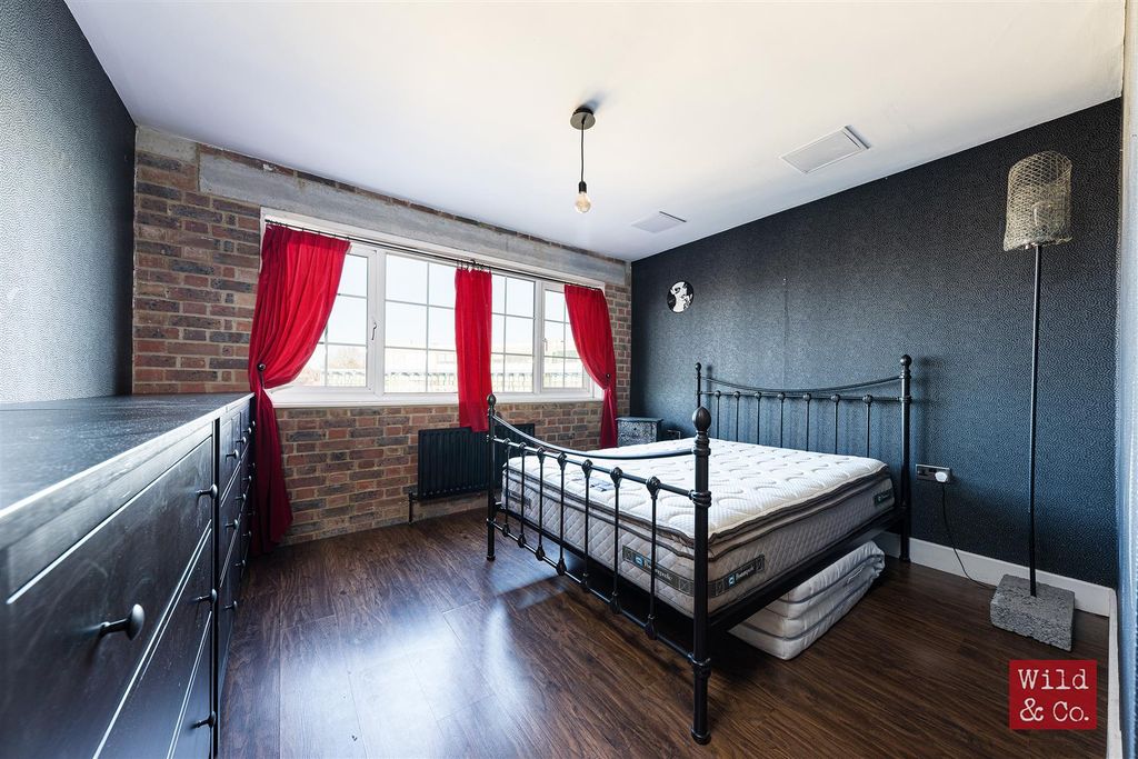 Property photo 3 of 14 007.Jpg