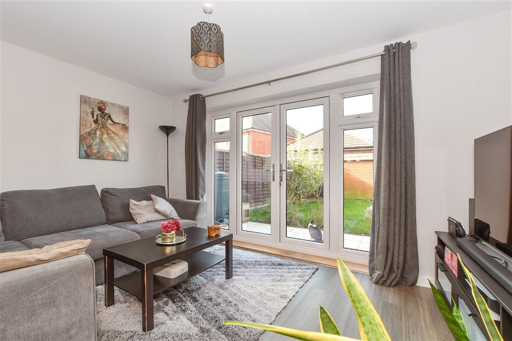 Property photo 2 of 12 Lounge/Diner